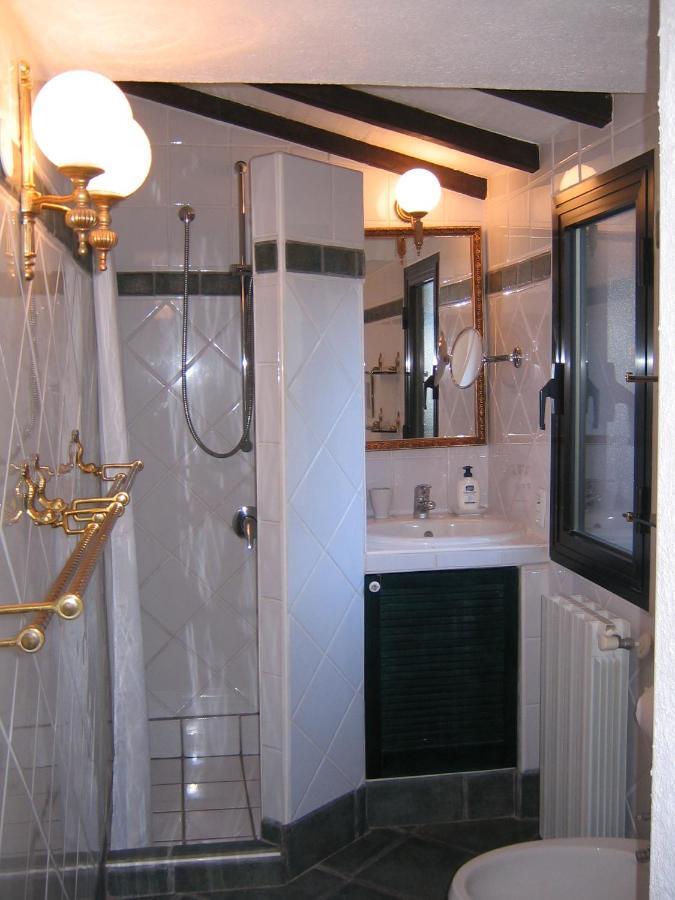 Studio-Appartment In Landhaus Mit Meerblick Порто-Аццурро Екстер'єр фото